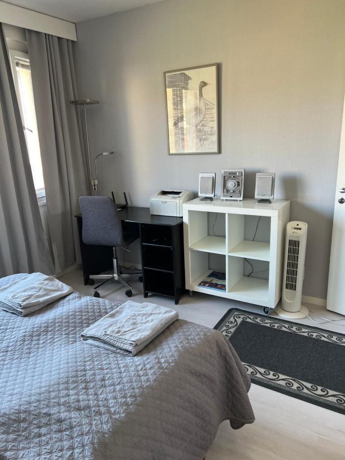 Kemi City L Near Snowcastle, 2 Rooms, Kitchen, Glazed Balcony, Free Parking On Street Extérieur photo
