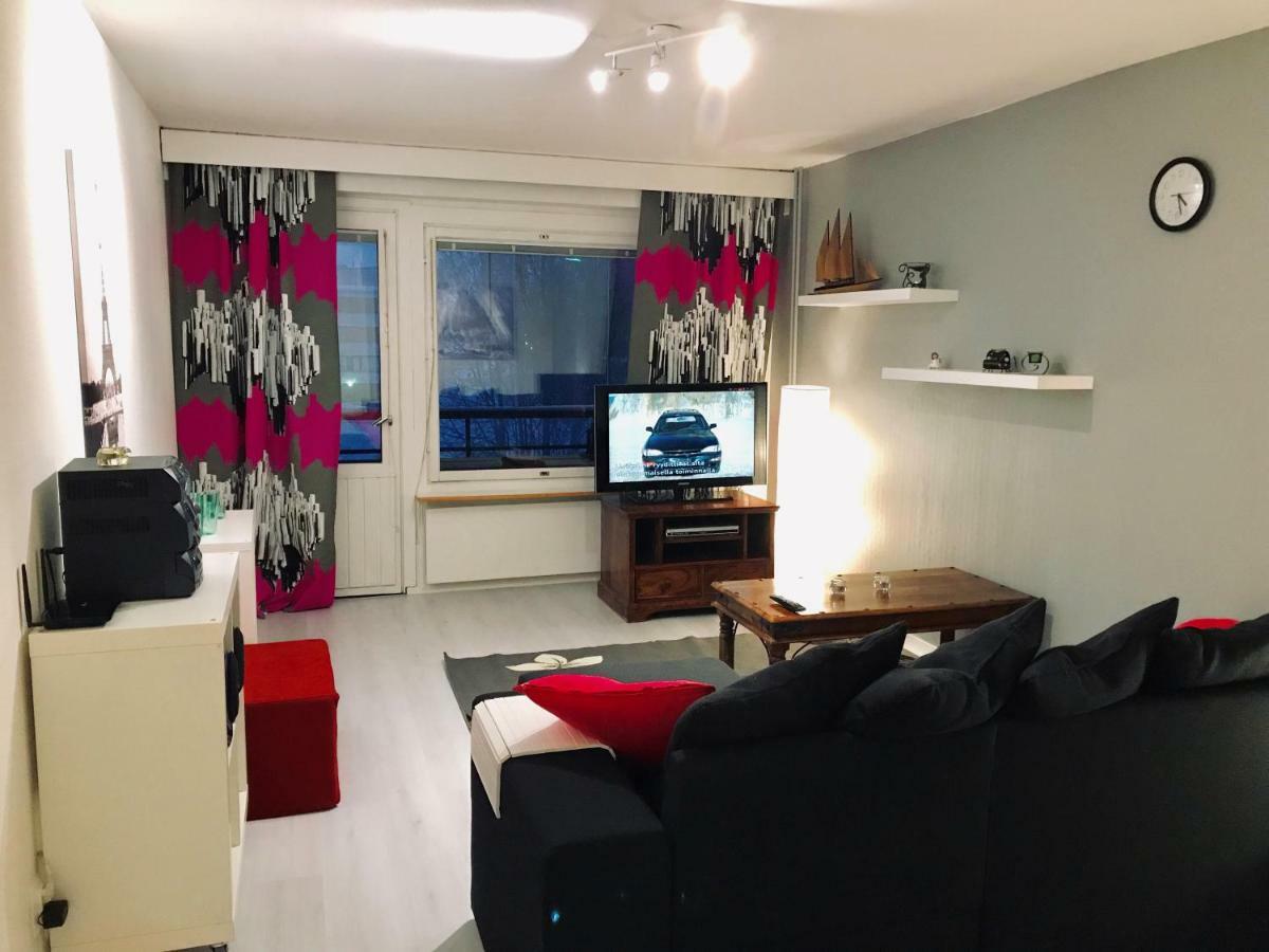 Kemi City L Near Snowcastle, 2 Rooms, Kitchen, Glazed Balcony, Free Parking On Street Extérieur photo