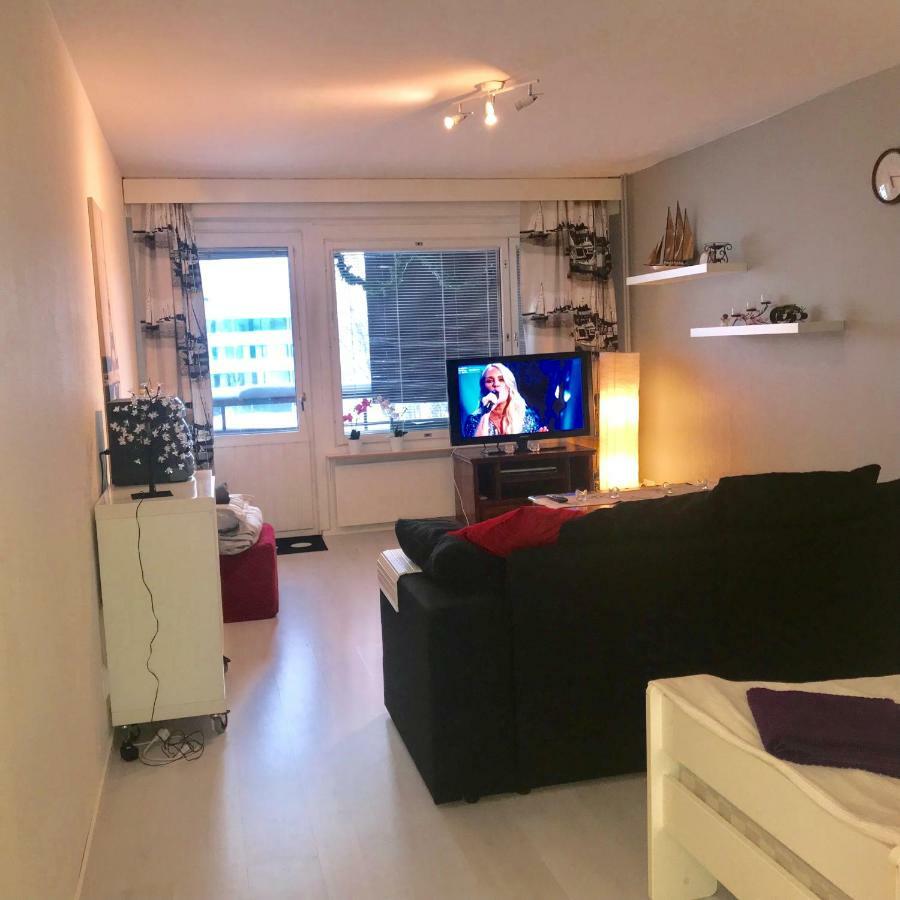 Kemi City L Near Snowcastle, 2 Rooms, Kitchen, Glazed Balcony, Free Parking On Street Extérieur photo